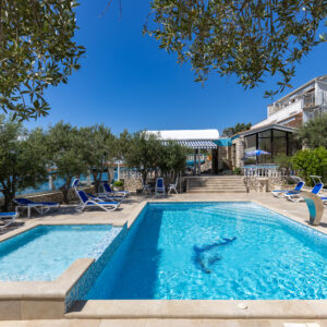 Family Resort Santa Maria I Apartment 2 in Stara Novalja - island Pag in