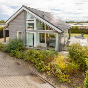 Zonnedorp Kavel 10 Renesse | Villa near the Beach & with Spacious Garden in Renesse in Nederland